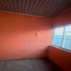 Studio Apartment in Bariga / Shomolu for rent