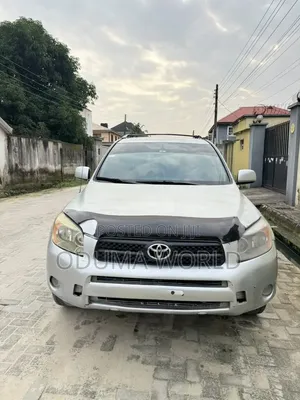 Toyota RAV4 2008 Silver