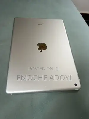 Apple iPad 10.2 (2019) 32 GB Silver