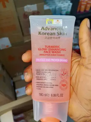 Tumeric Glow Enhancing Face Wash (Brighten Even Tone)