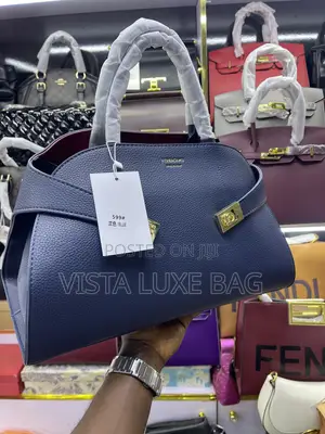 Faragamu Handbag