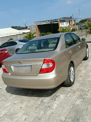 Toyota Camry 2004 Brown