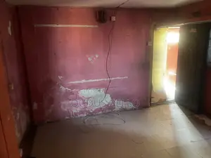2bdrm Apartment in Western Avenue for rent