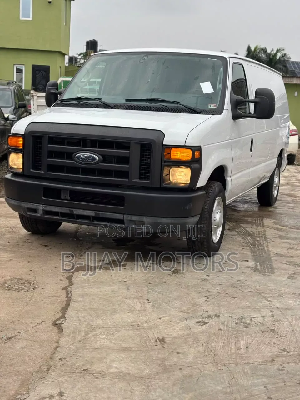 Ford E250 2011 White