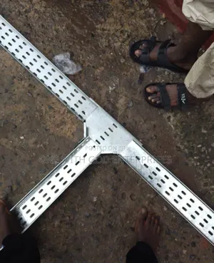 100mm Galvanized T Bend