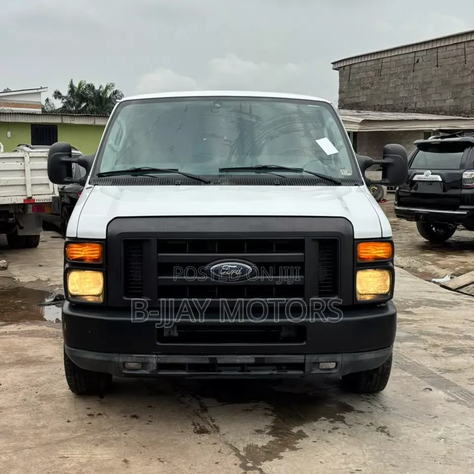 Ford E250 2011 White