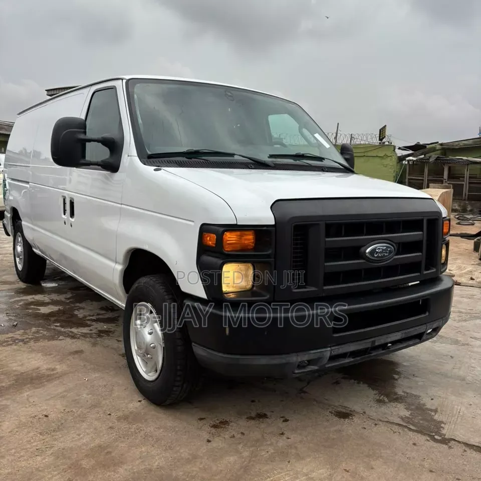Ford E250 2011 White