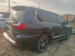 Lexus LX 2016 Black