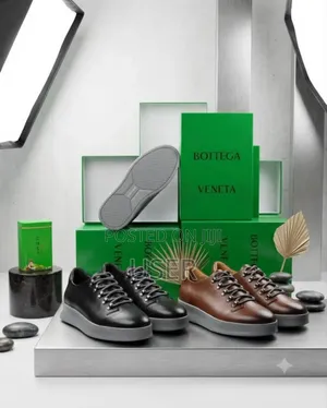Men Shoes in Size 42-46