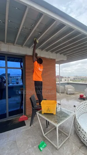 Height Deep Cleaning and Restoration Cleaning Services