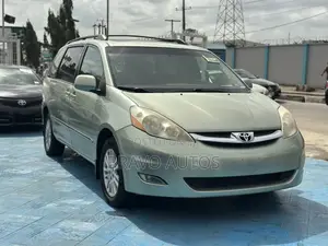 Toyota Sienna XLE Limited 4WD 2007 Green