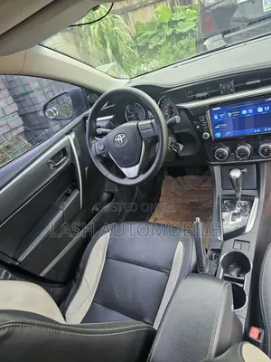 Toyota Corolla 2016 Off white