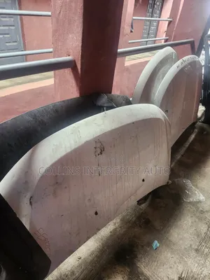 Front Bonnet Ford Edge 2014 and Explorer 2015