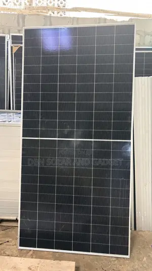 660w Jinko Mono Solar Panel Halfcut 144cell