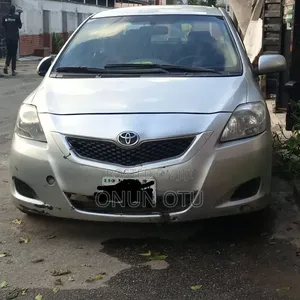 Toyota Yaris 2009 Silver
