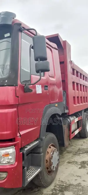 Used Howo Truck 2020 Red