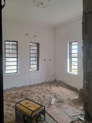 Mini Flat in Of Chevron Estate, Satellite Town for rent