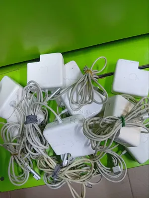 Apple Tokunbo Charger
