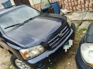 Toyota Highlander 2002 Blue