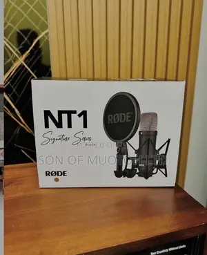 Rode NT1 Large-Diaphragm Condenser Microphone