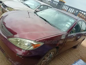 Toyota Camry 2004 Red