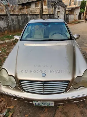 Mercedes-Benz C240 2003 Gold