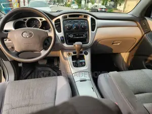 Toyota Highlander Limited V6 2007 Gold