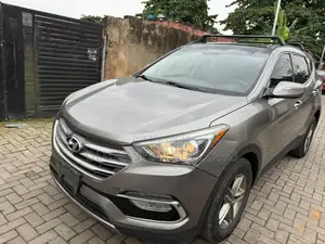 Hyundai Santa Fe Limited AWD 2017 Gray