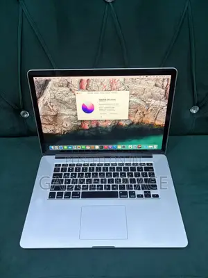Laptop Apple MacBook Pro 2015 16GB Intel Core i7 SSD 512GB