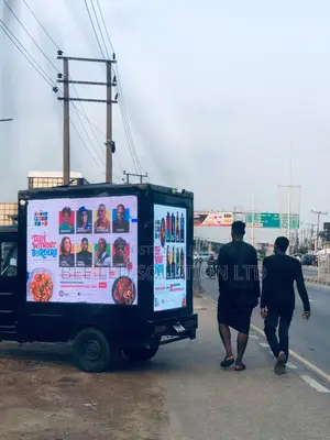 Mobile /Moving LED Screen Truck