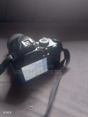 Nikon 3200
