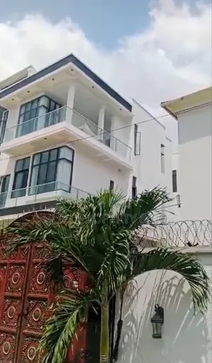 5bdrm Duplex in Golden Estate, Ago Palace for sale