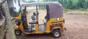 TVS King Cargo 2023 Yellow