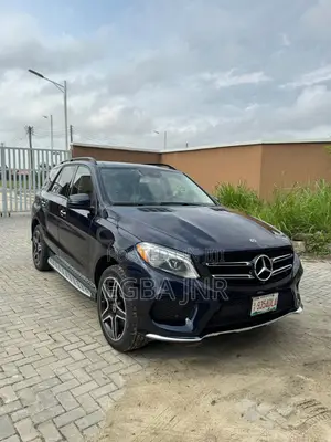 Mercedes-Benz GLE-Class 2017 Blue