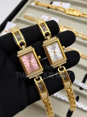 Lookworld Female Chain Wristwatch