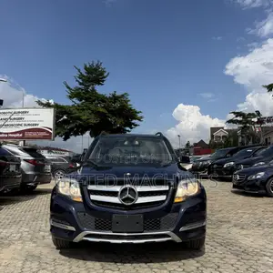 Mercedes-Benz GLK-Class 2014 Blue