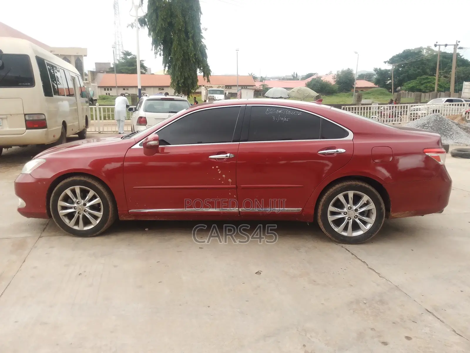 Lexus ES 350 2011 Red