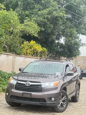 Toyota Highlander Limited Platinum V6 4x2 (3.5L 6cyl 6A) 2016 Gray