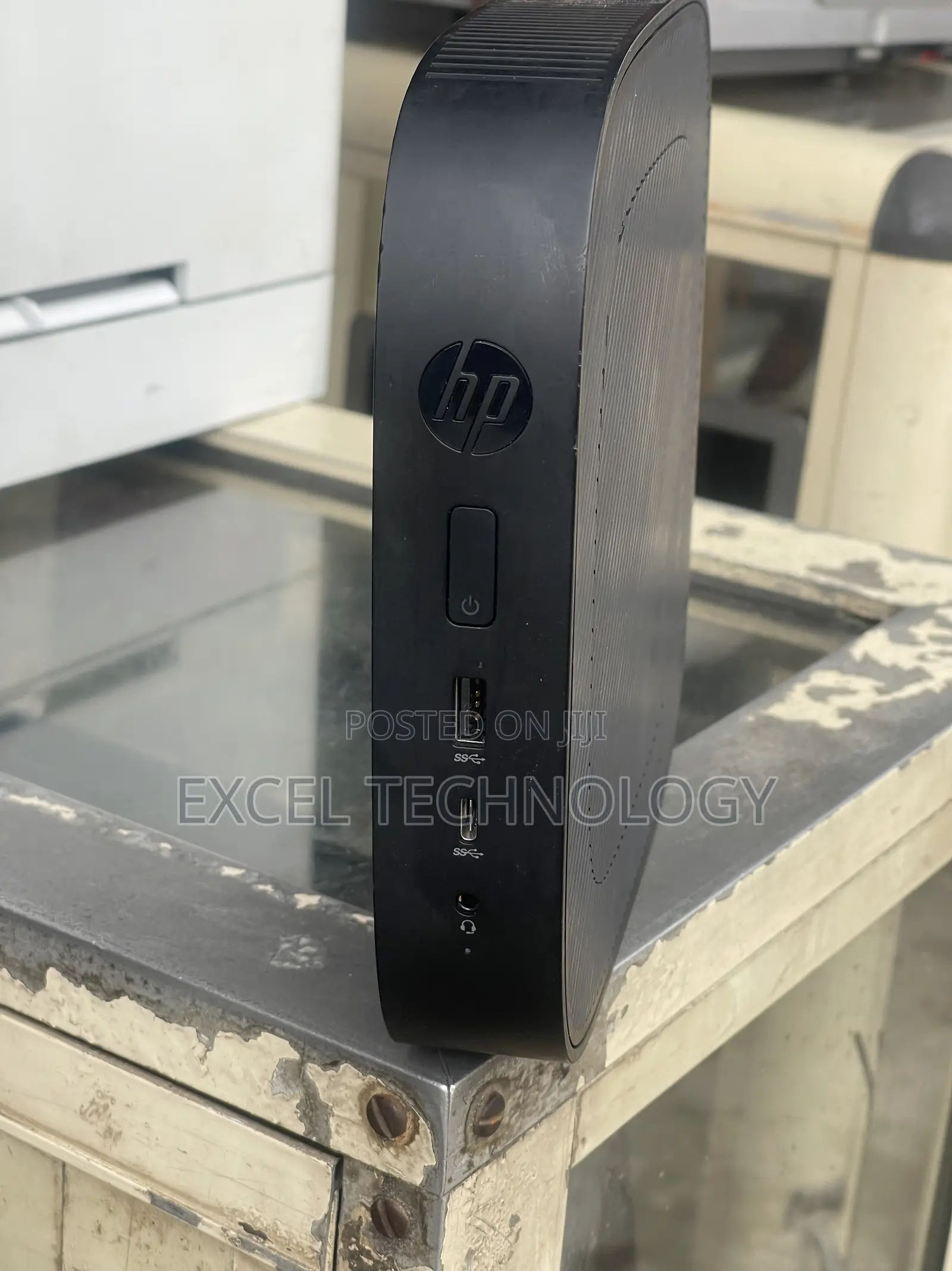 New Desktop Computer HP t530 4GB Intel SSD 32GB