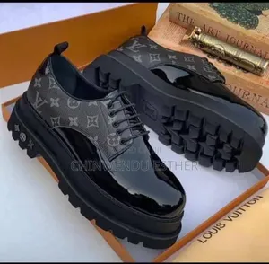 Luxury Men Shoes - Fully Boxed
