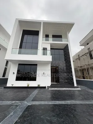 5bdrm Duplex in Lekki County Homes, Ikota for sale