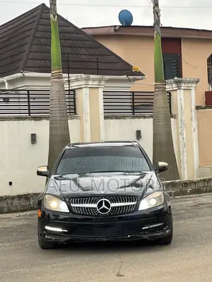 Mercedes-Benz C300 2008 Black