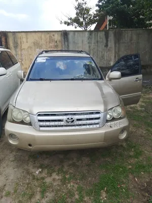 Toyota Highlander 2005 Gold