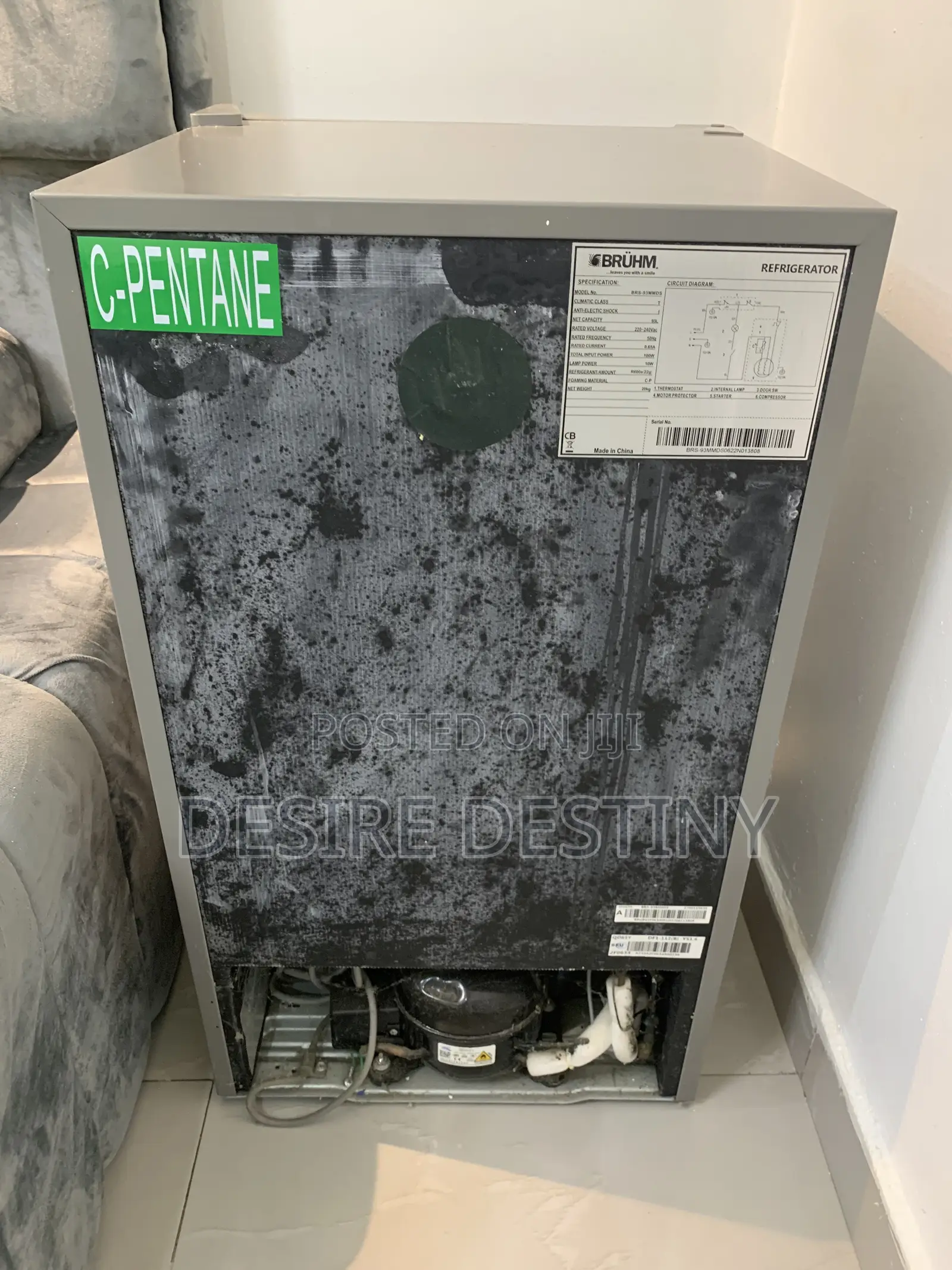 Bruhm Fridge
