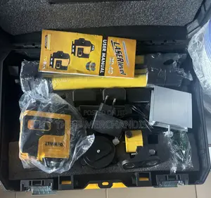 DEWALT 360° Self-Leveling Green Laser Level With Tripod Carry Case