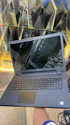 Laptop Dell Inspiron 17 5755 8GB AMD HDD 250GB