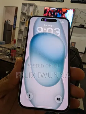 Apple iPhone 15 128 GB White