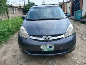 Toyota Sienna 2006 Gray