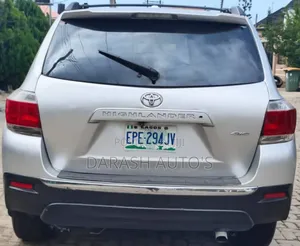 Toyota Highlander 2010 Silver