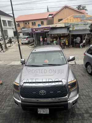 Toyota Tundra 2016 Silver
